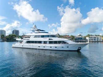 127' Crescent 2001 Yacht For Sale